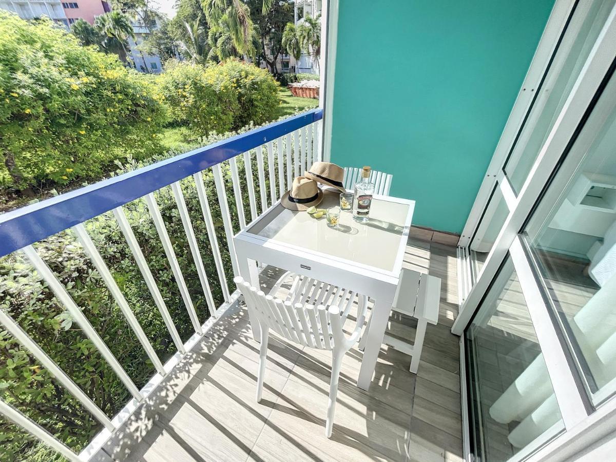 Blue Paradise Studio Avec Acces Privatif Plage Ле Госие Екстериор снимка